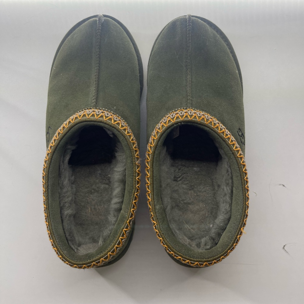 Green tasman ugg slipper woman’s 9